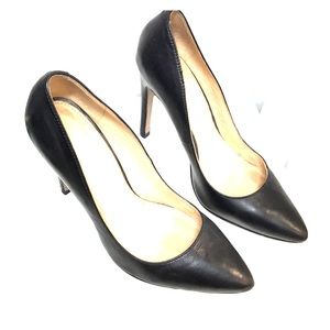 Mat leather black heels